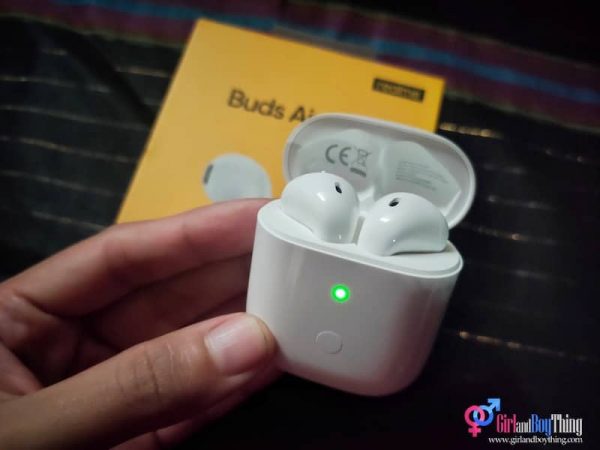 Your New Lifestyle Companions: realme Buds Air Neo and realme PowerBank 2 Review