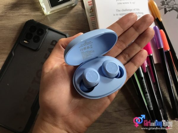 realme Buds Q2 Review: 20-Hour Total Playback, Super Low Latency and More!