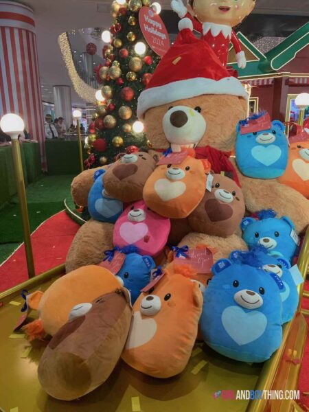 Experience Fun Yuletide Season At Santa's Christmas Toy Village In SM City San Mateo